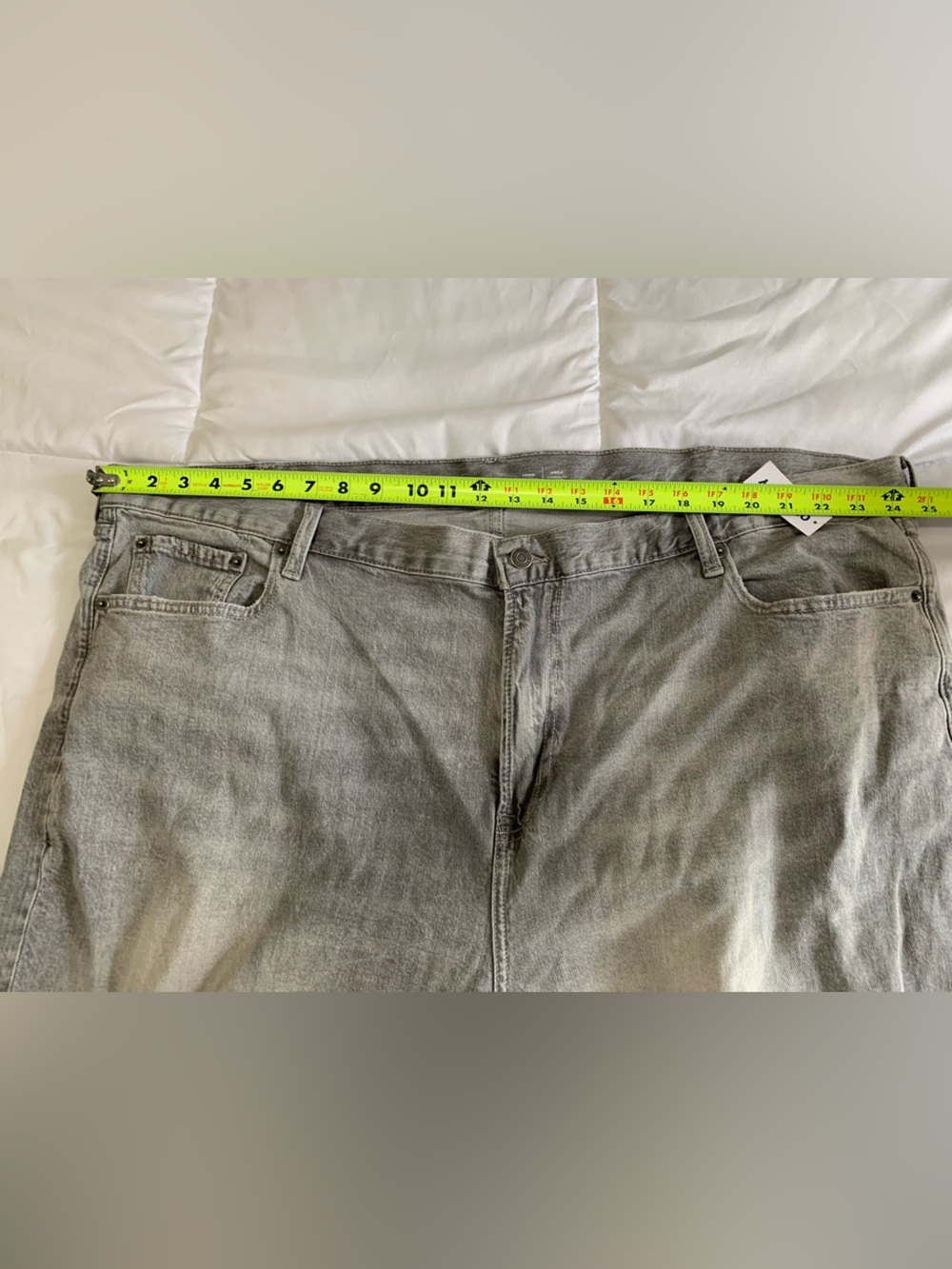 New with tags OLD NAVY jeans womens size 50x34 - Picture 3 of 7